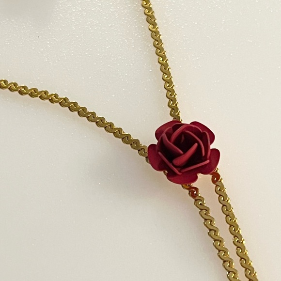 Vintage June Birth Flower Necklace and Earrings Set Gold Tone Red Rose Enamel - Picture 5 of 16